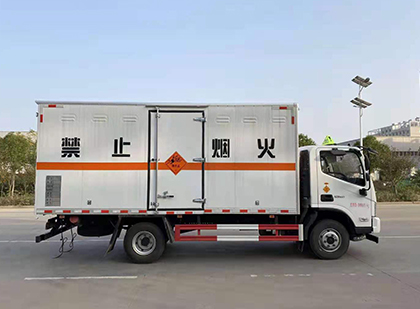 宣恩爆破器材运输车