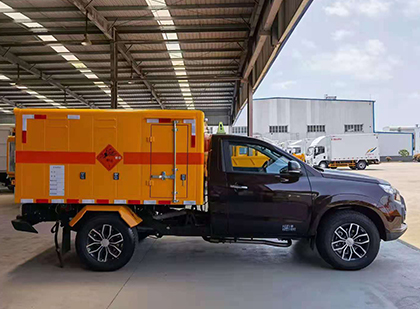 宣恩爆破器材运输车