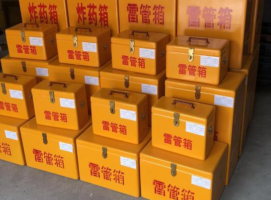 宣恩玻璃钢雷管箱的使用寿命一般是多少？